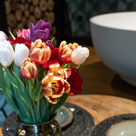 De Luxe Bed &Wellness Villa 's-Hertogenbosch  ภายนอก รูปภาพ