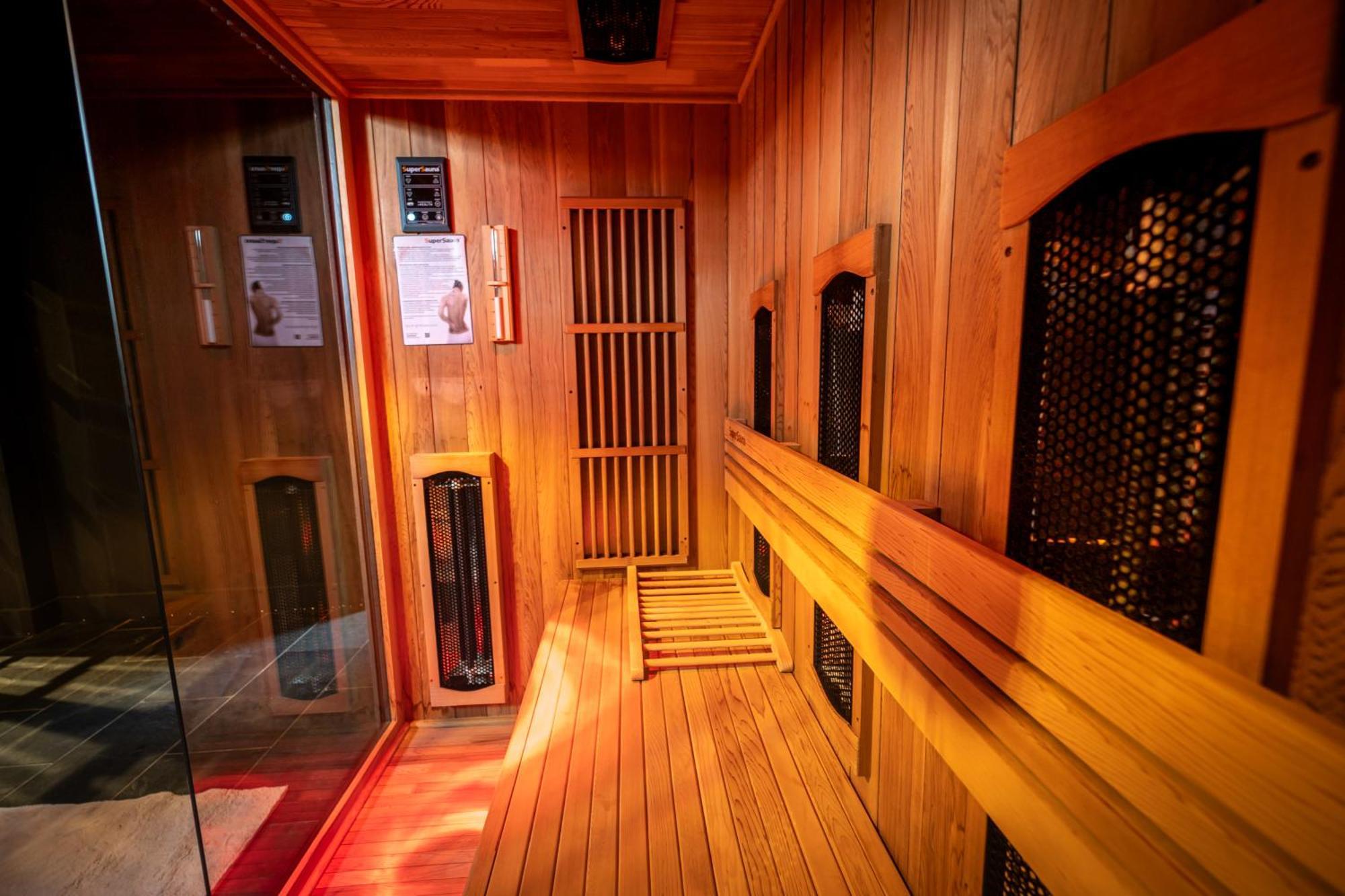 De Luxe Bed &Wellness Villa 's-Hertogenbosch  ภายนอก รูปภาพ