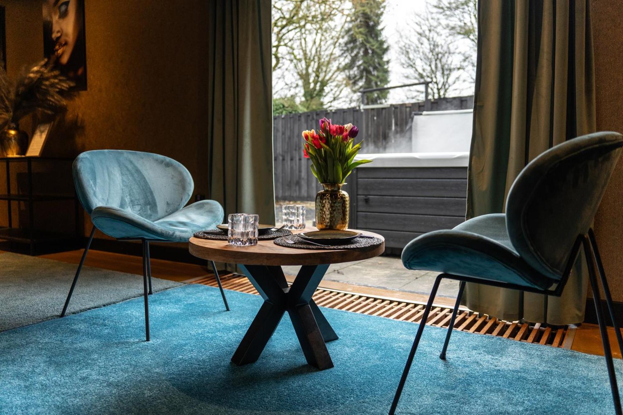 De Luxe Bed &Wellness Villa 's-Hertogenbosch  ภายนอก รูปภาพ